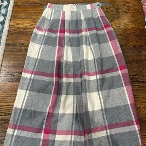 Elegant Plaid A-Line Skirt in Gray and Pink